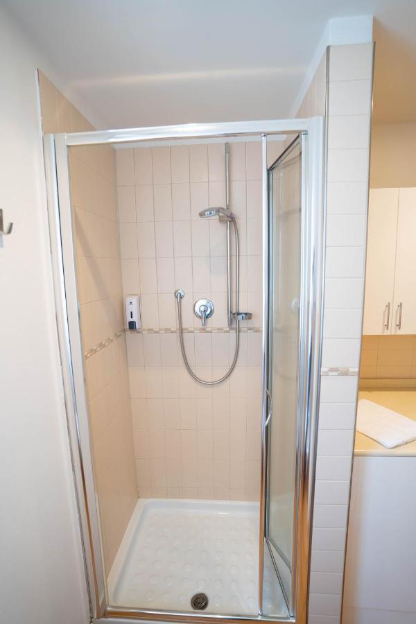 V12 Apartments - Alfieri 2A Novara Kültér fotó